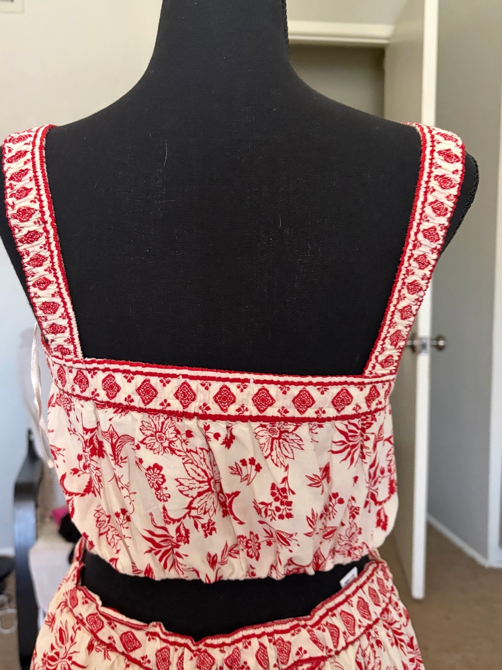 Japna Red and Cream Cotton Printed Skirt size M once wearing. - Picture 5 of 7
